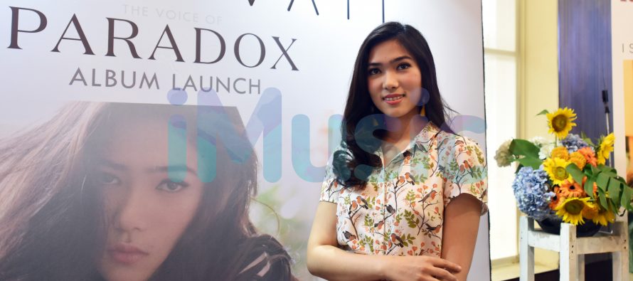 Penyanyi Cantik Isyana Sarasvati Rilis Album Terbarunya Berjudul “PARADOX”