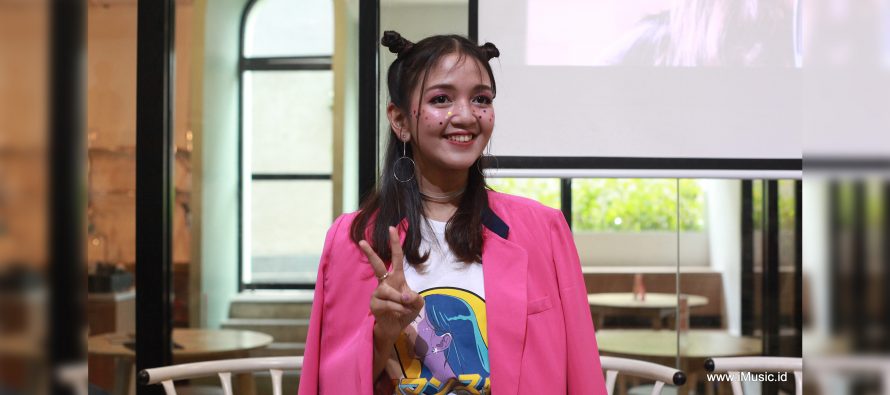 Aya Anjani Kembali Kenalkan Single Terbarunya Betajuk “Kucingku”