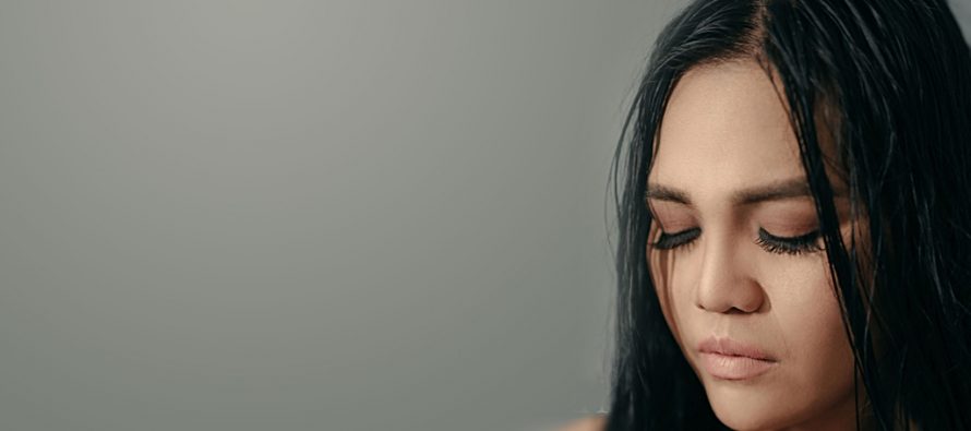 WENI WEN Rilis Single Terbaru “Biarkan Ku Sendiri”.