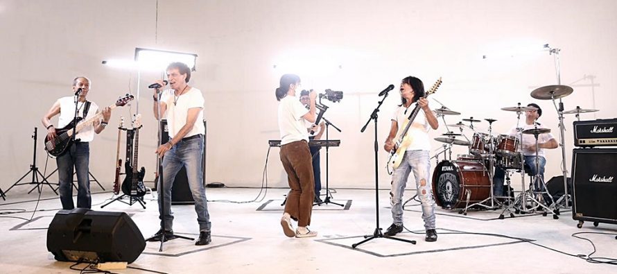 God Bless Rilis Video Klip Single “Mulai Hari Ini”.