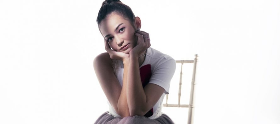 Luapan seluruh isi hati “Enzy Storia” melalui lagu “Setengah Hati”.