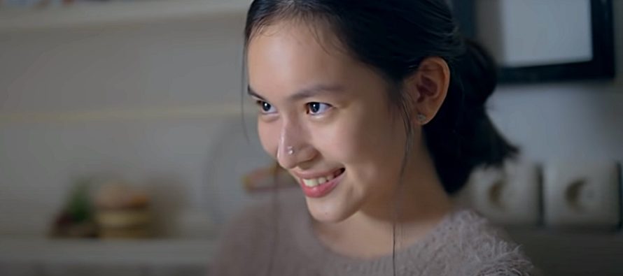 Penyanyi muda “Shanna Shannon” kembali dengan karya terbarunya bertajuk “Terlalu Sayang”.